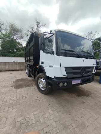 Caminhão Mercedes Benz Atego 2730 ano 2022 - Atego 2730 - Caminhões e Carretas