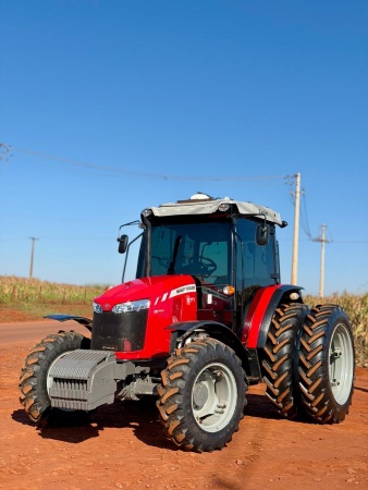 Trator Massey Ferguson MF 6711 ano 2023