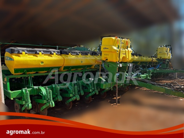 Plantadeira John Deere 2130 ano 2022