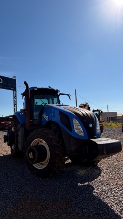 Trator New Holland T8 385 ano 2016