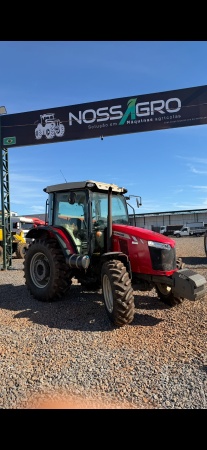 Trator Massey Ferguson MF 4708 ano 2021