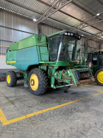 Colheitadeira John Deere 9470 STS ano 2011