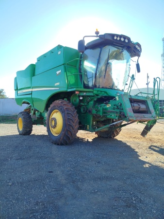 Colheitadeira John Deere S550 ano 2021
