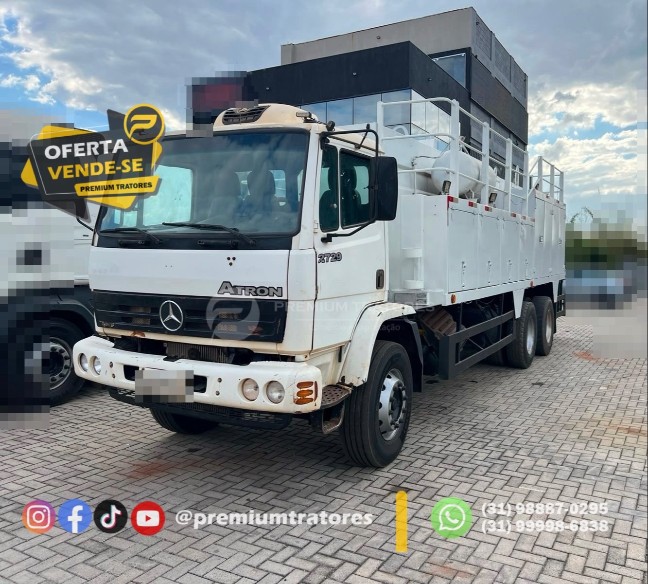 Caminhão Mercedes Benz Atron 2729 ano 2013
