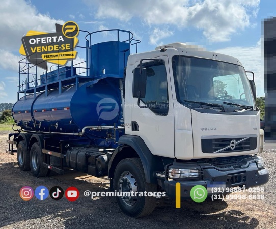 Caminhão Volvo VM 270 ano 2013 - VM 270 - Caminhões e Carretas