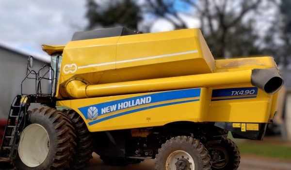 Colheitadeira New Holland TX4.90 ano 2021
