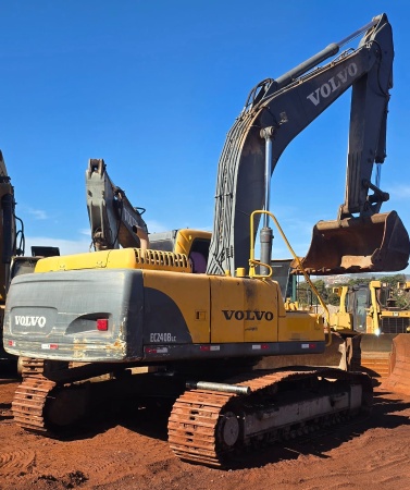 Escavadeira Volvo EC240BLC ano 2009