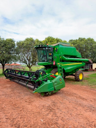 Colheitadeira John Deere S430 ano 2020 - S430 - Máquinas Agrícolas