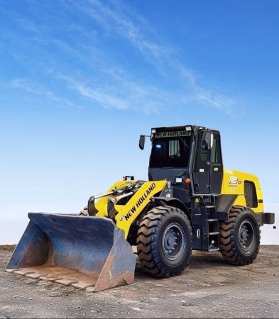 Pá Carregadeira New Holland W12D ano 2023