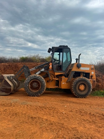 Pá Carregadeira Case W20E ano 2013