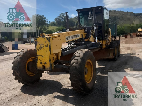 Motoniveladora New Holland RG140.B EVO ano 2011