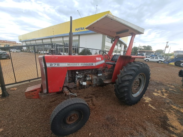 Trator Massey Ferguson MF 275