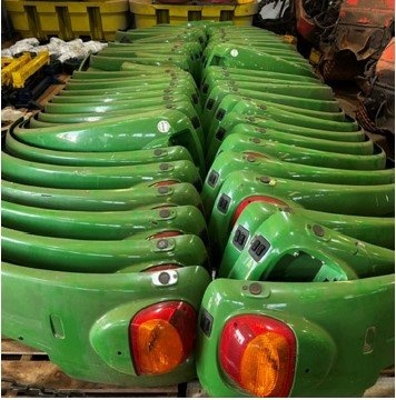Peça John Deere Para-lama AL230278