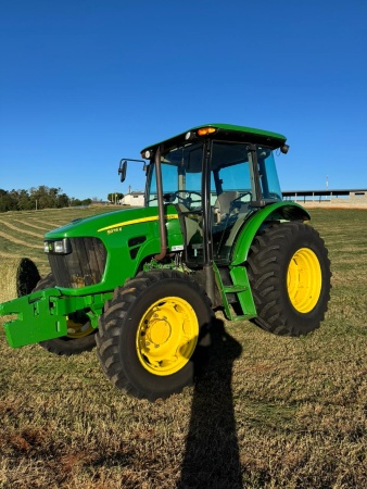 Trator John Deere 5078 E ano 2018