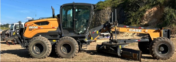 Motoniveladora Case 865B ano 2024