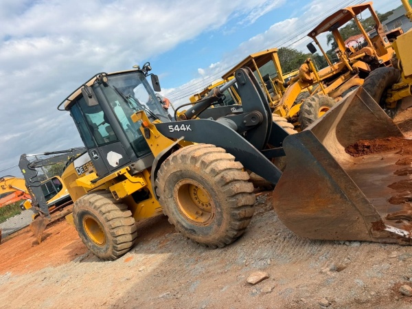 Pá Carregadeira John Deere 544K ano 2013