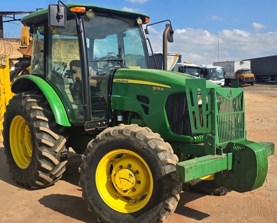 Trator John Deere 5078 ano 2020