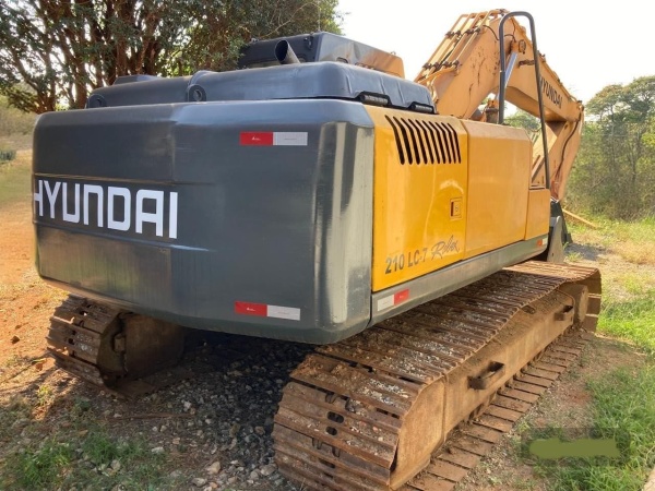 Escavadeira Hyundai robex210lc-7 ano 2010
