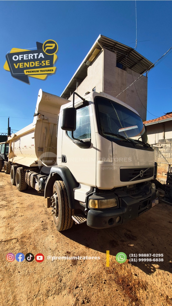 Caminhão Volvo VM 330 ano 2011