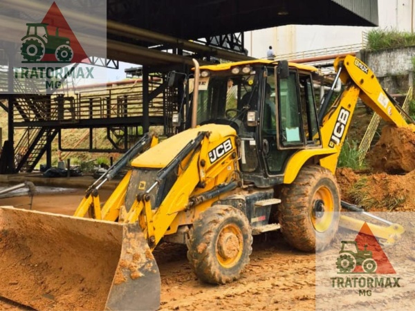 Retroescavadeira JCB 3CX ano 2023