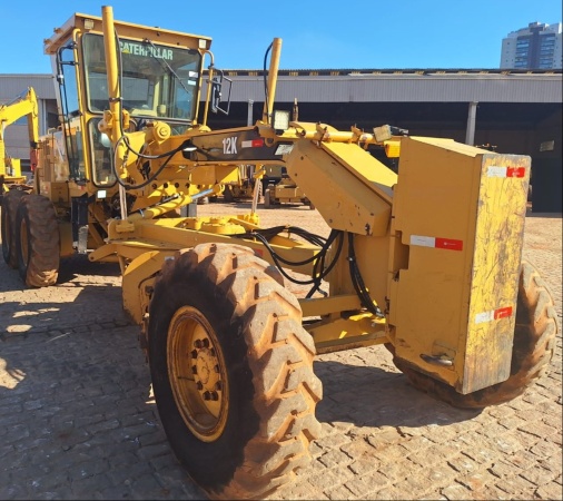 Motoniveladora Caterpillar 12K ano 2014 - 12K - Máquinas de Linha Amarela