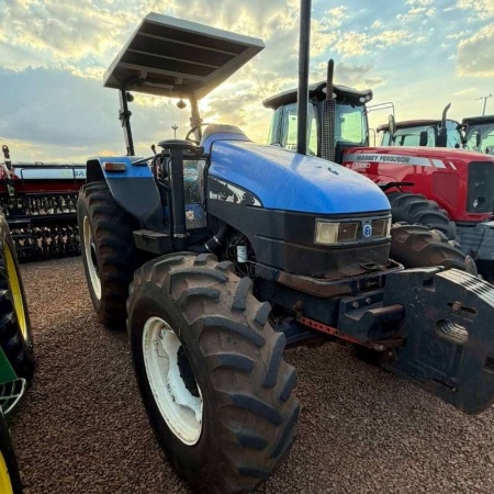 Trator New Holland TS 110 ano 2006