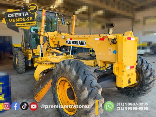 Motoniveladora New Holland RG170.B  ano 2008