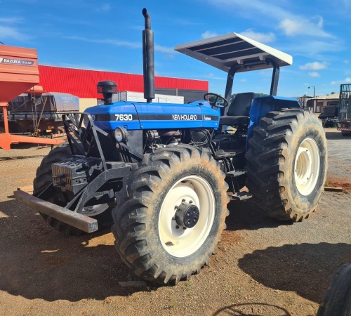 Trator New Holland 7630 S100 ano 2004
