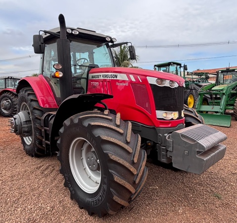 Trator Massey Ferguson MF 7725 ano 2021