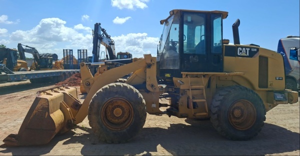 Pá Carregadeira Caterpillar 924HZ ano 2012