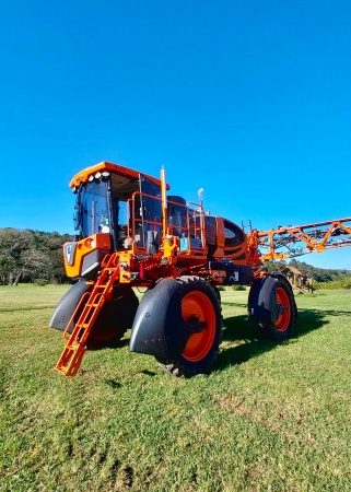 Pulverizador Autopropelido Jacto Uniport 3030 ano 2020