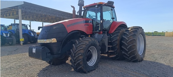 Trator Case Magnum  340 ano 2014