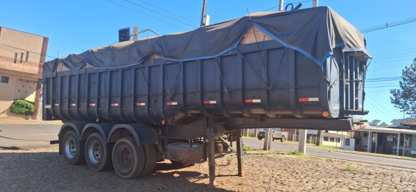 Carroceria Randon Basculante ano 1999