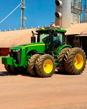 Trator John Deere 8370R ano 2020