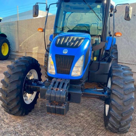 Trator New Holland TL 75 ano 2015