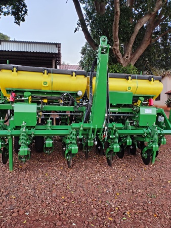 Plantadeira John Deere 1109 ano 2024