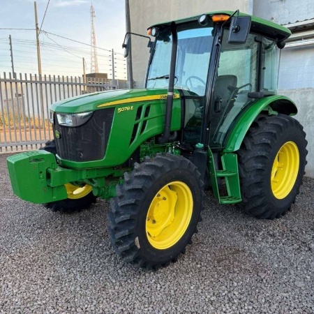 Trator John Deere 5078 E ano 2023 - 5078 E - Máquinas Agrícolas