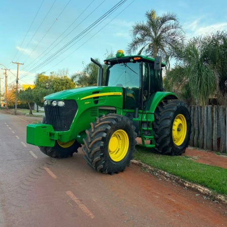 Trator John Deere 7200 J ano 2017
