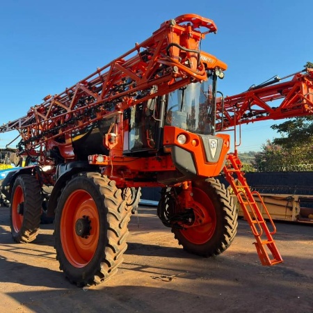Pulverizador Autopropelido Jacto Uniport 3030 ano 2013