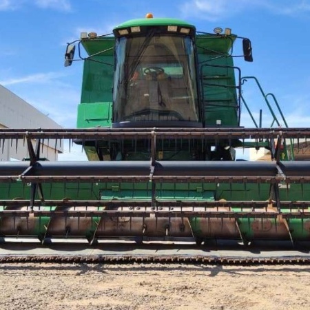 Colheitadeira John Deere 1450 ano 2007