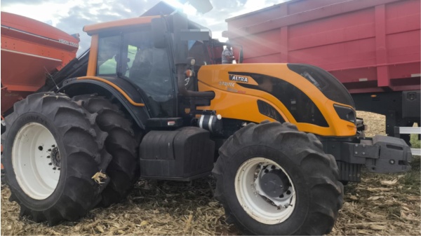 Trator Valtra BH 224 ano 2022
