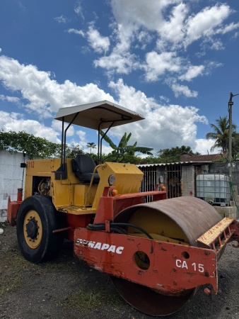 Rolo Compactador Dynapac CA15 ano 1998