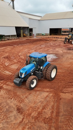 Trator New Holland T7.245 ano 2016