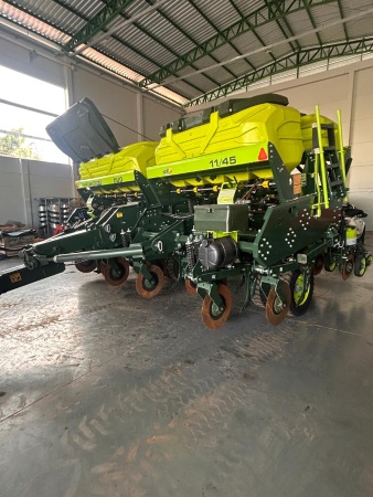 Plantadeira KF Hyper Plus 12/45