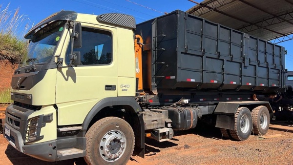 Caminhão Volvo FMX 540 ano 2018 - FMX 540 - Caminhões e Carretas