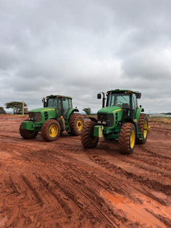 Trator John Deere 6180J ano 2016 - 6180J - Máquinas Agrícolas