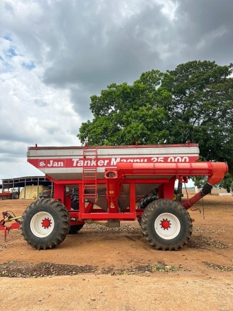 Carreta Graneleira Jan Tanker Magnu 25000 ano 2023