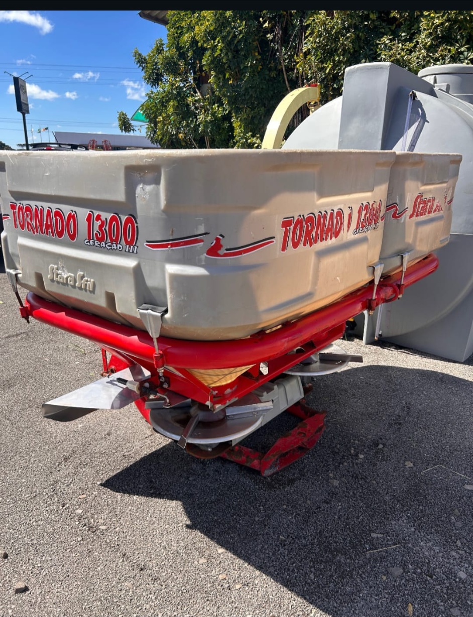 Distribuidor Stara Tornado 1300