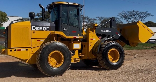 Pá Carregadeira John Deere 624K II ano 2018