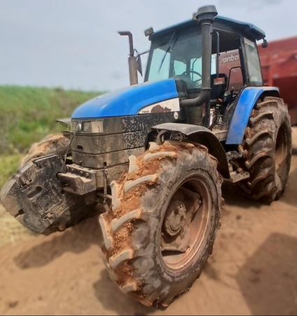 Trator New Holland TS6020 ano 2010